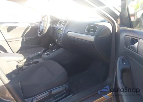 2015 Volkswagen Jetta 1.8T Se from USA, damaged, VIN 3VWD17AJ3FM354760